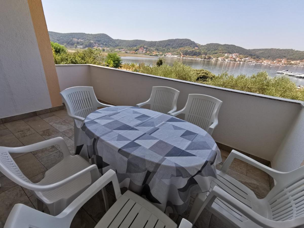 Haus Maro Daire Supetarska Draga Dış mekan fotoğraf