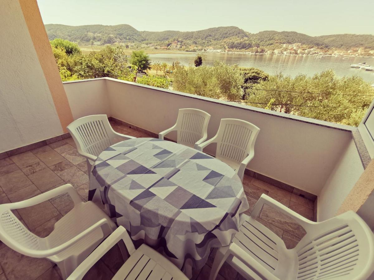 Haus Maro Daire Supetarska Draga Dış mekan fotoğraf